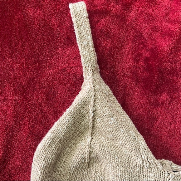 Lulus On Your List Beige Knit V-Neck Cropped Sweater Tank Size Small - Picture 5 of 8